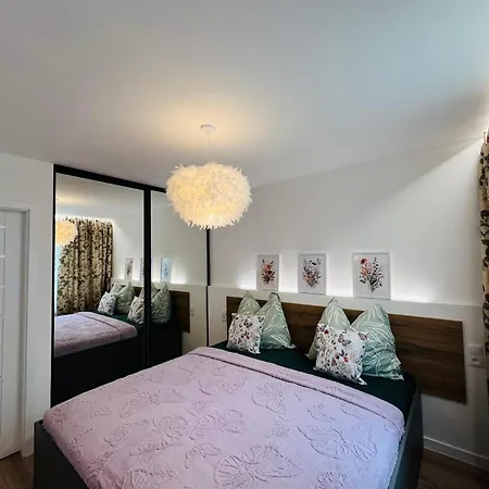 Sparrow Apartmens *